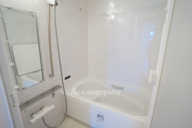 【浴室】 | サーパス小阪 | ユニットバス新調です☆浴室乾燥機完備☆