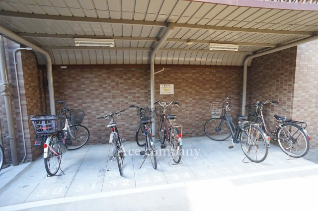 【駐輪場】の画像