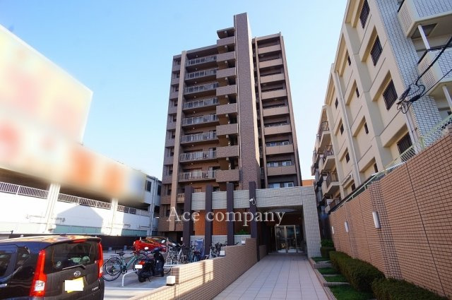 【外観】 | サーパス小阪 | お買い物、徒歩5分圏内です♪
