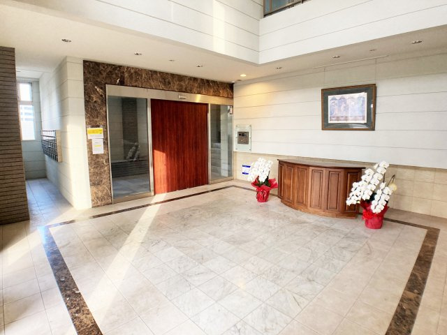 リンデンバウムＪ３のエントランス