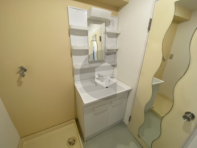 福徳ハイツの独立洗面台