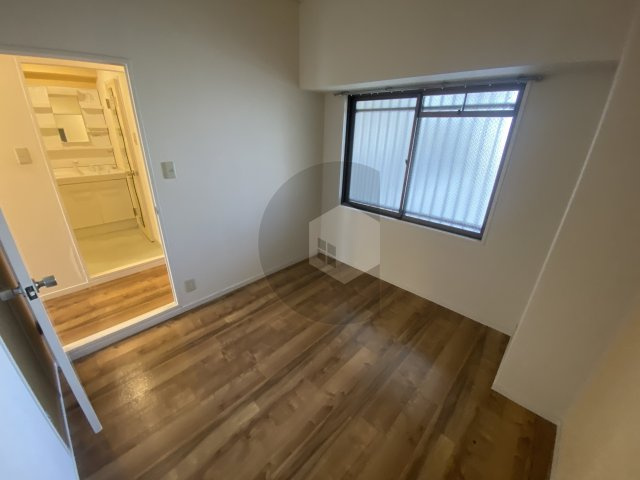 福徳ハイツの洋室