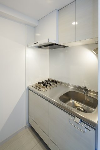 アルファシオ　ミラーニ　5階のキッチン|別号室のものです。現状優先になります。