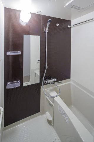 アルファシオ　ミラーニ　5階の浴室|別号室のものです。現状優先になります。