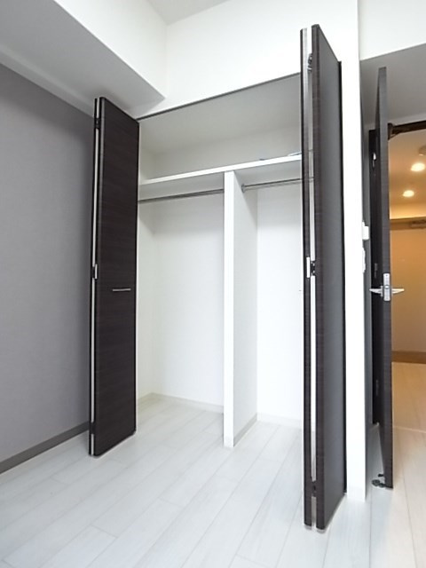 エステムコート神戸ハーバーランド前Ⅵピクシスの収納