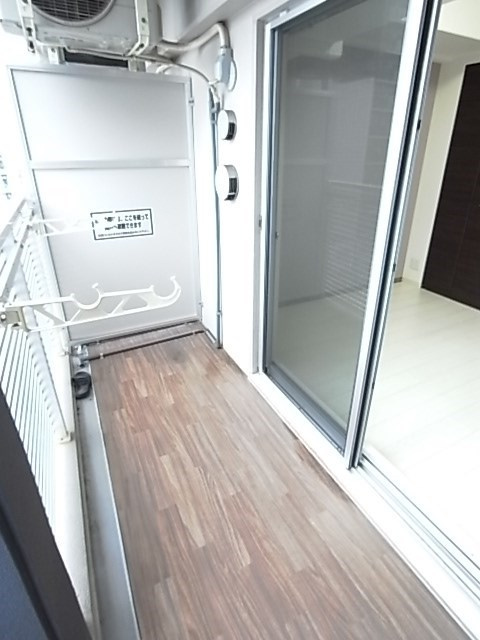 エステムコート神戸ハーバーランド前Ⅵピクシスのバルコニー