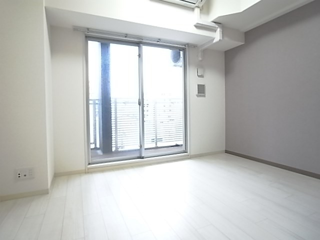 エステムコート神戸ハーバーランド前Ⅵピクシスの居間・リビング