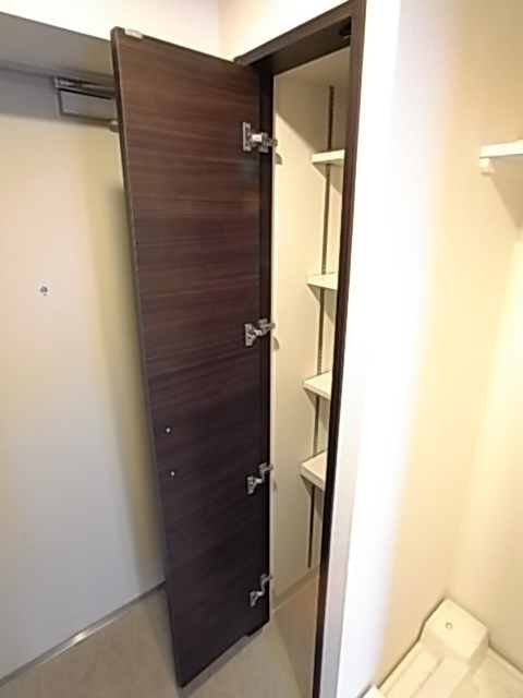 エステムコート神戸ハーバーランド前Ⅵピクシスの収納