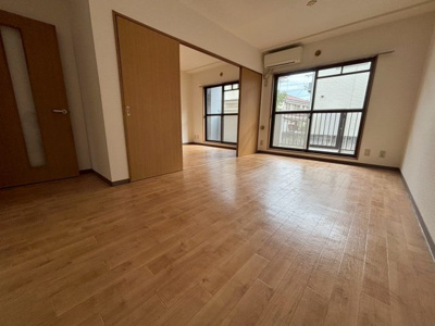 【居間・リビング】 | ファミールグラン