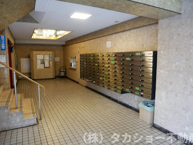 【エントランス】 | スカイラークハイツ