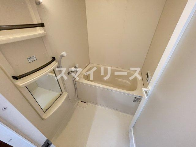 ファミール新柏の浴室