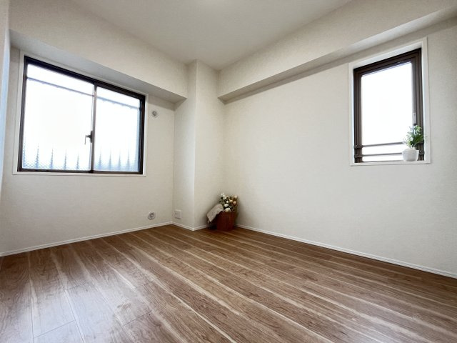 フェアロージュ西葛西四季の道の洋室