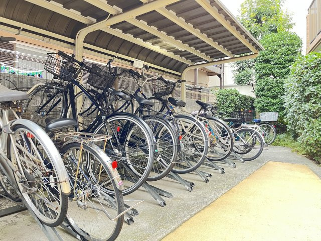 フェアロージュ西葛西四季の道の駐輪場