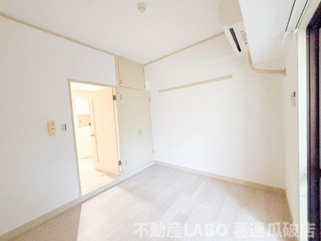 T・Hビルの内装