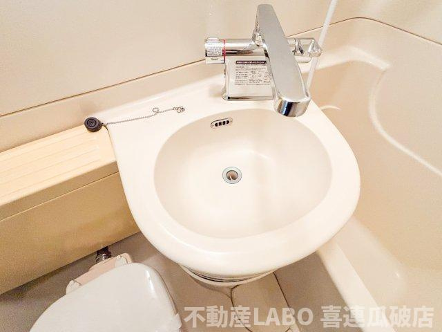 T・Hビルの洗面所