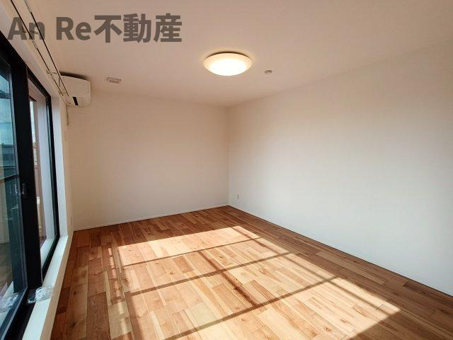 ベックアパートメント東川口の洋室