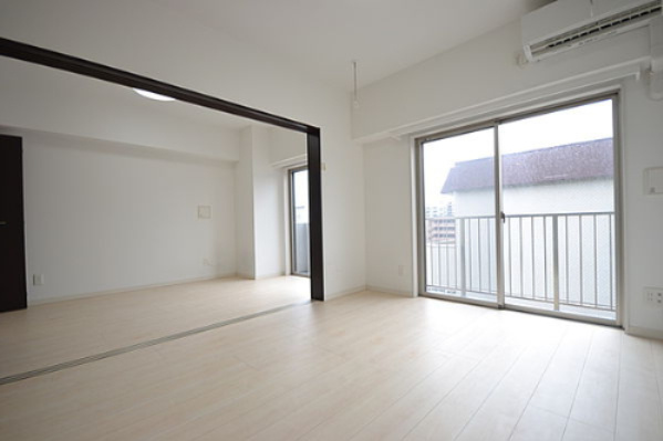 ティモーネ深川リーヴァの居間・リビング