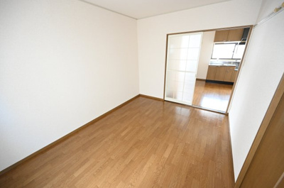 【寝室】 | エスポワール