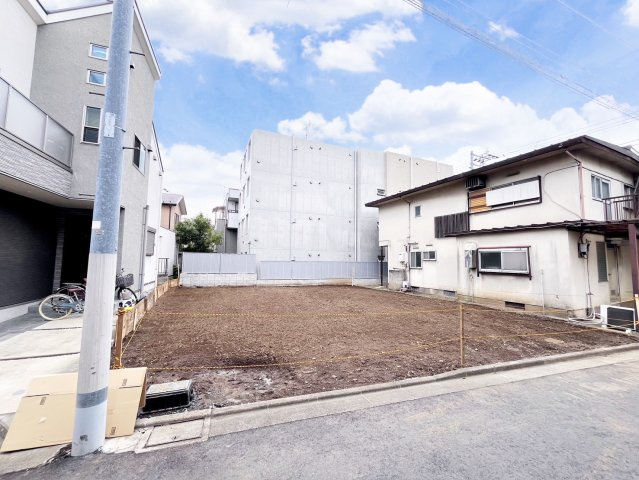 【TOKYO BASE】杉並区方南1丁目　建築条件付き売地　全2区画の前面道路含む現地写真|現地写真（2025.10.31撮影）

現地ご見学希望・資料請求などお気軽にお問い合わせ下さい！
03-5990-5201