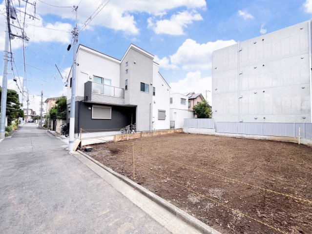 【TOKYO BASE】杉並区方南1丁目　建築条件付き売地　全2区画の前面道路含む現地写真|現地写真（2025.10.31撮影）

現地ご見学希望・資料請求などお気軽にお問い合わせ下さい！
03-5990-5201