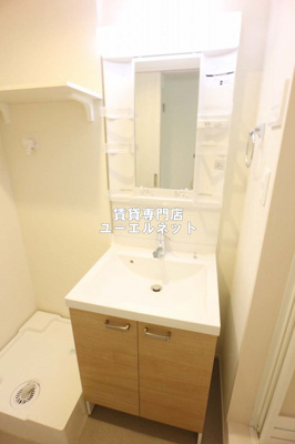 【独立洗面台】 | ソラーレ吹田 | 清潔感ある独立洗面台で毎日気持ちよく♪