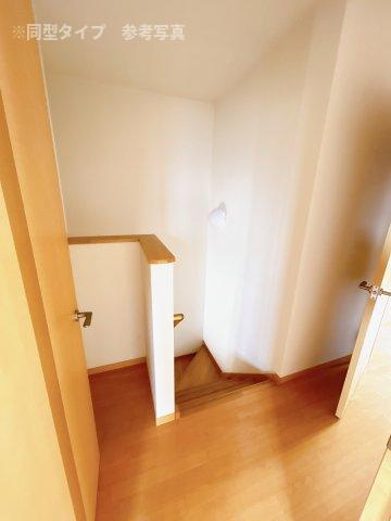 エルシティ　オリビアIIの居間・リビング