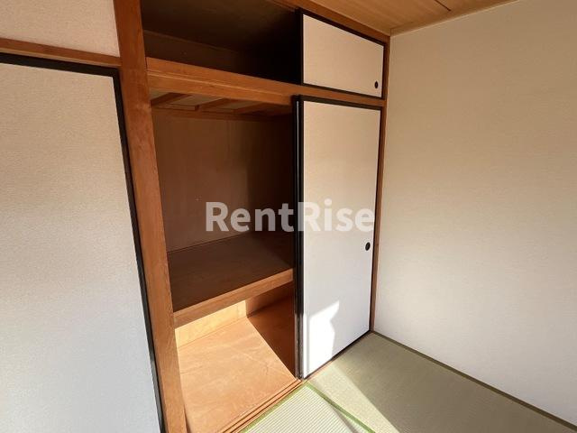 リベラパーク７|押入