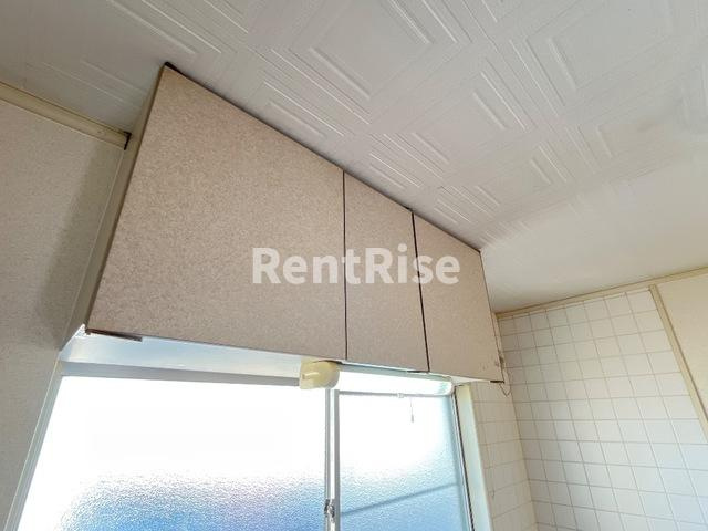 リベラパーク７のロビー|キッチン吊戸棚