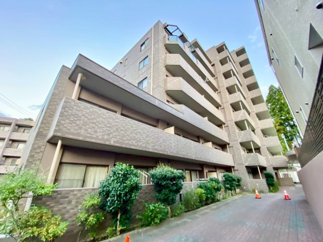 ロイヤルパレス北山の外観