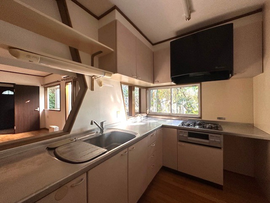 【キッチン】 | 伊東市玖須美元和田　戸建