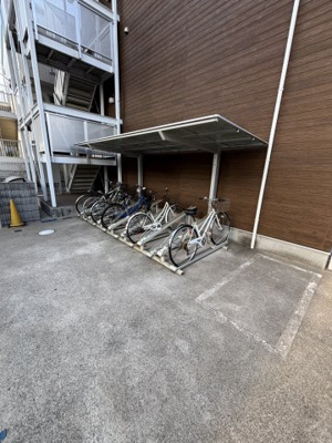 【駐車場】 | リブリ・千葉公園