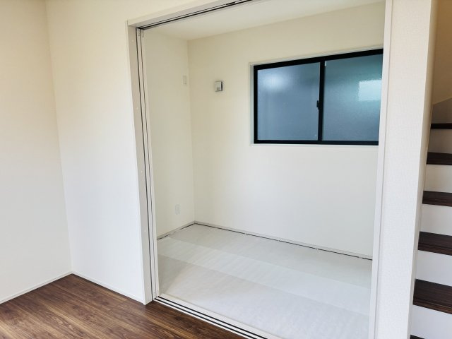 八王子市　丸山町　新築一戸建て　２期の内装|～リビングに隣接している3.0帖の畳コーナー～