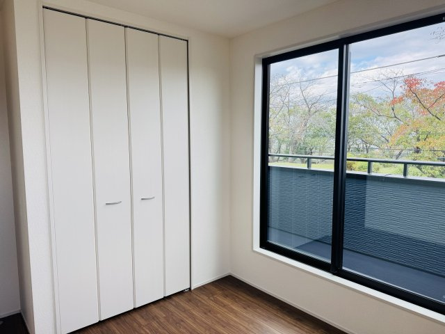 八王子市　丸山町　新築一戸建て　２期の収納|～収納力の高いクローゼット完備～