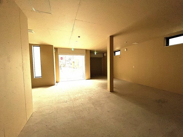 大阪市城東区野江３丁目の店舗事務所の内装