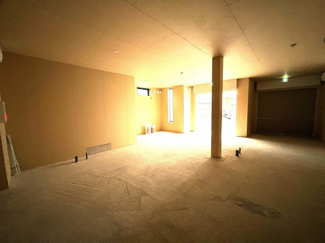 大阪市城東区野江３丁目の店舗事務所の内装