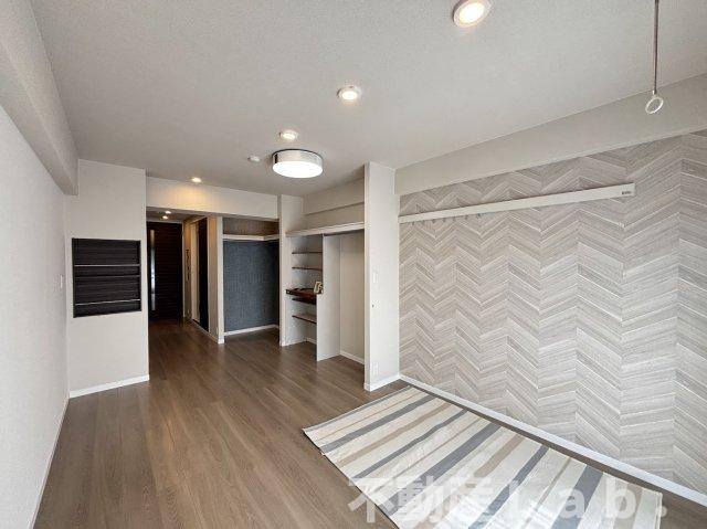 ＲＯＵＮＤ　ＰＵＲＥ　２１の内装