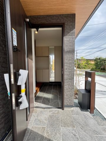 筑後市西牟田　8号地の玄関