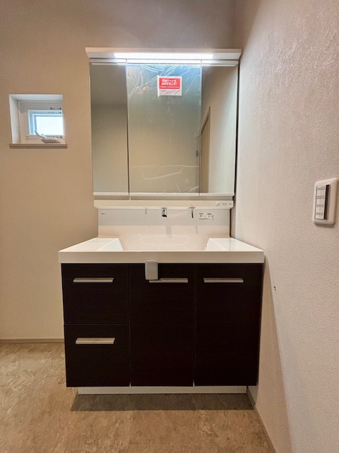 筑後市西牟田　8号地の独立洗面台