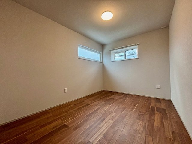 筑後市西牟田　8号地の洋室