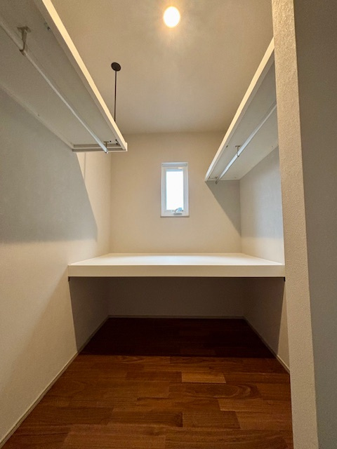 筑後市西牟田　8号地の収納|ウォーキングクローゼットは大容量で便利ですね♪