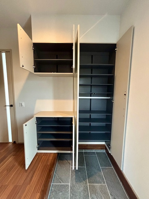 筑後市西牟田　8号地の収納