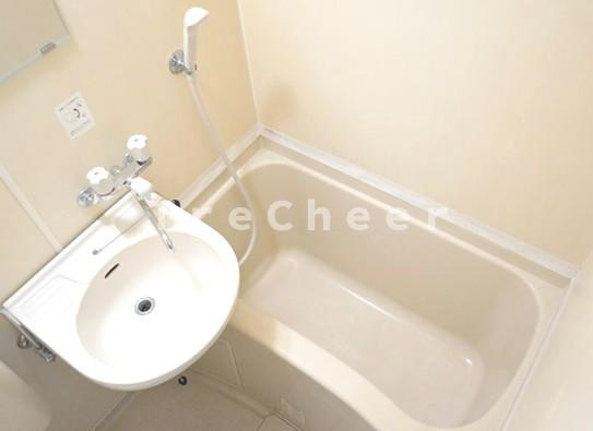 パレス平和台の浴室