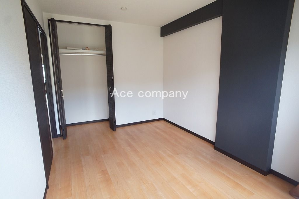 【寝室】の画像