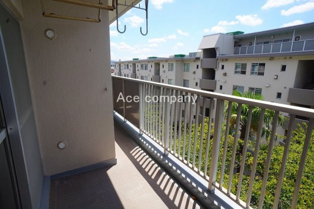 【バルコニー】 | 長吉コーポ2号棟 | 南向きのバルコニー☆陽当たり良好です☆