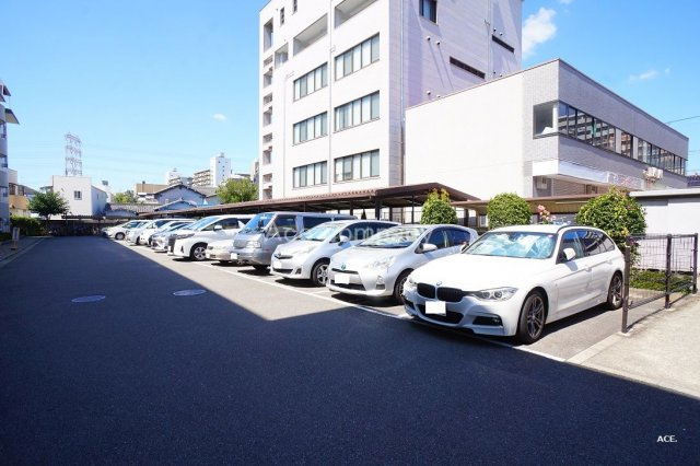 【駐車場】の画像