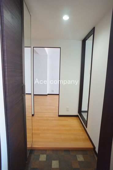 【玄関】 | 長吉コーポ2号棟 | ミラー付きのシューズボックス新設です☆