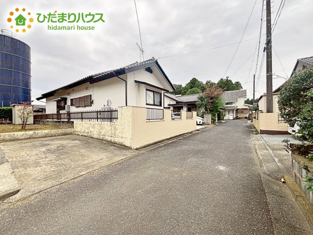 【前面道路含む現地写真】 | 小美玉市堅倉　中古戸建 | 全面道路は車通りも少ないので安心です☆彡