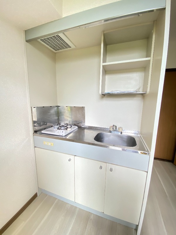 和光市丸山台２丁目のアパートのキッチン