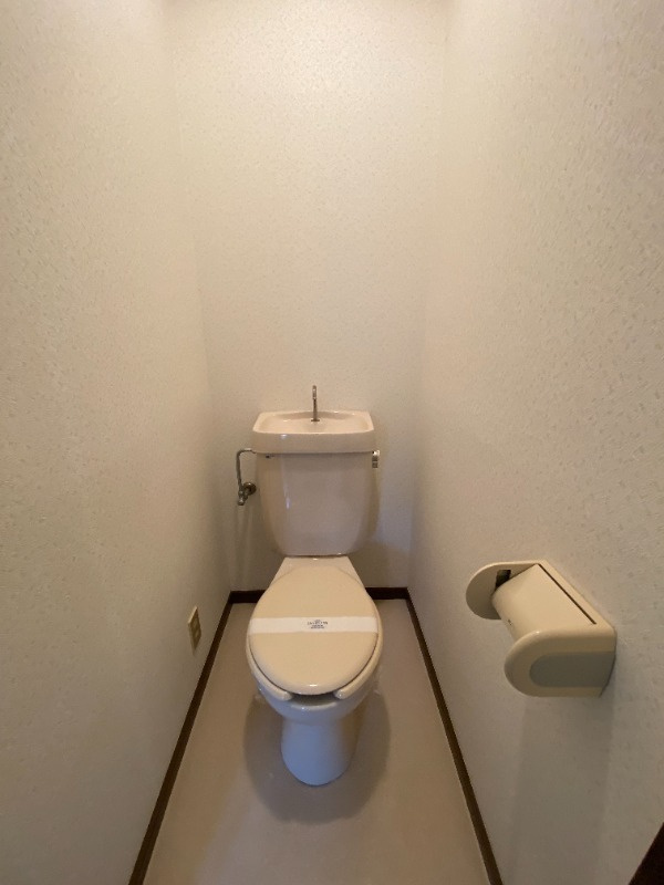 和光市丸山台２丁目のアパートのトイレ