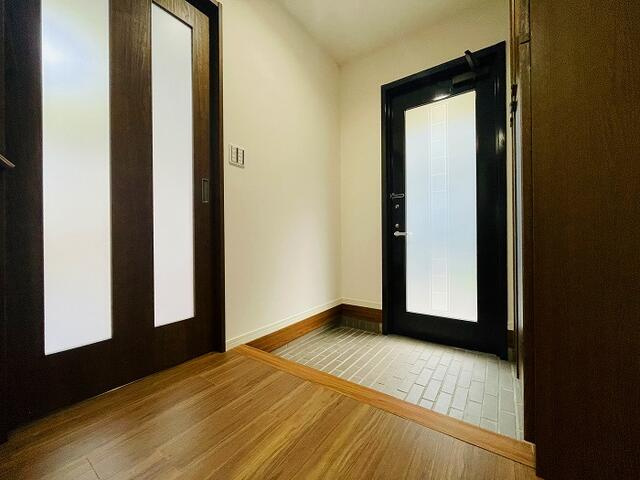 東海市加木屋町鎌吉良根の洋室